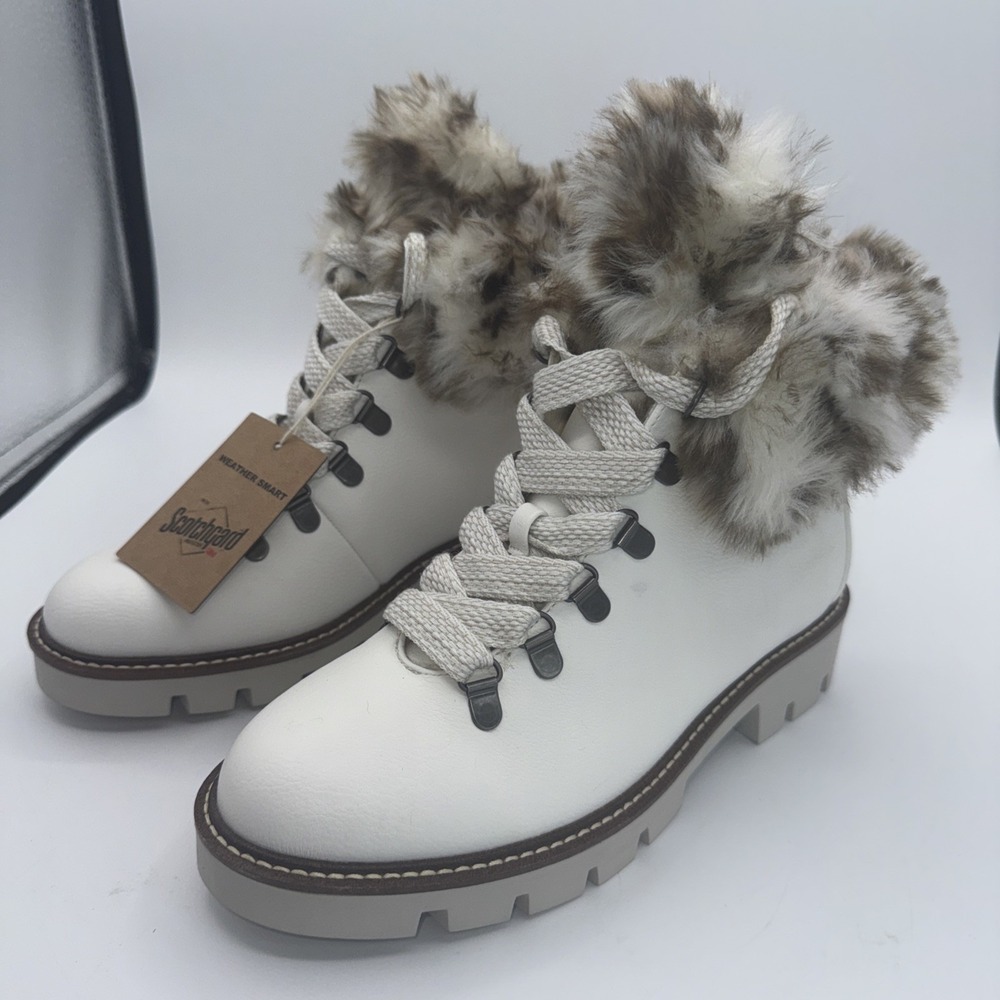 White Mountain Women's Glamorous Ankle White Boot with Cheetah Fur Size 8M US